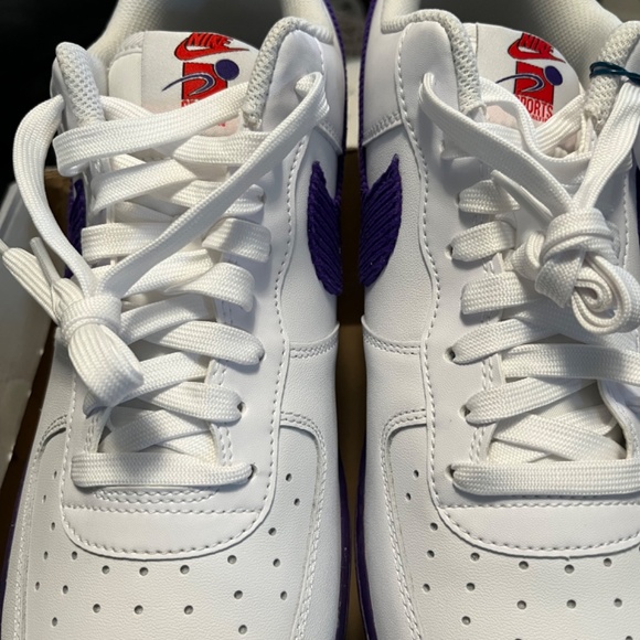 Nike Air Force 1 ‘07 lv8 EMB - Picture 3 of 11